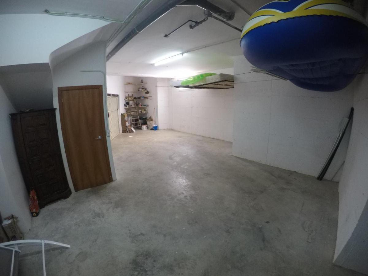 Preciosa Casa Con Piscina De Agua Salada Y Aire Acondicionado * Llança