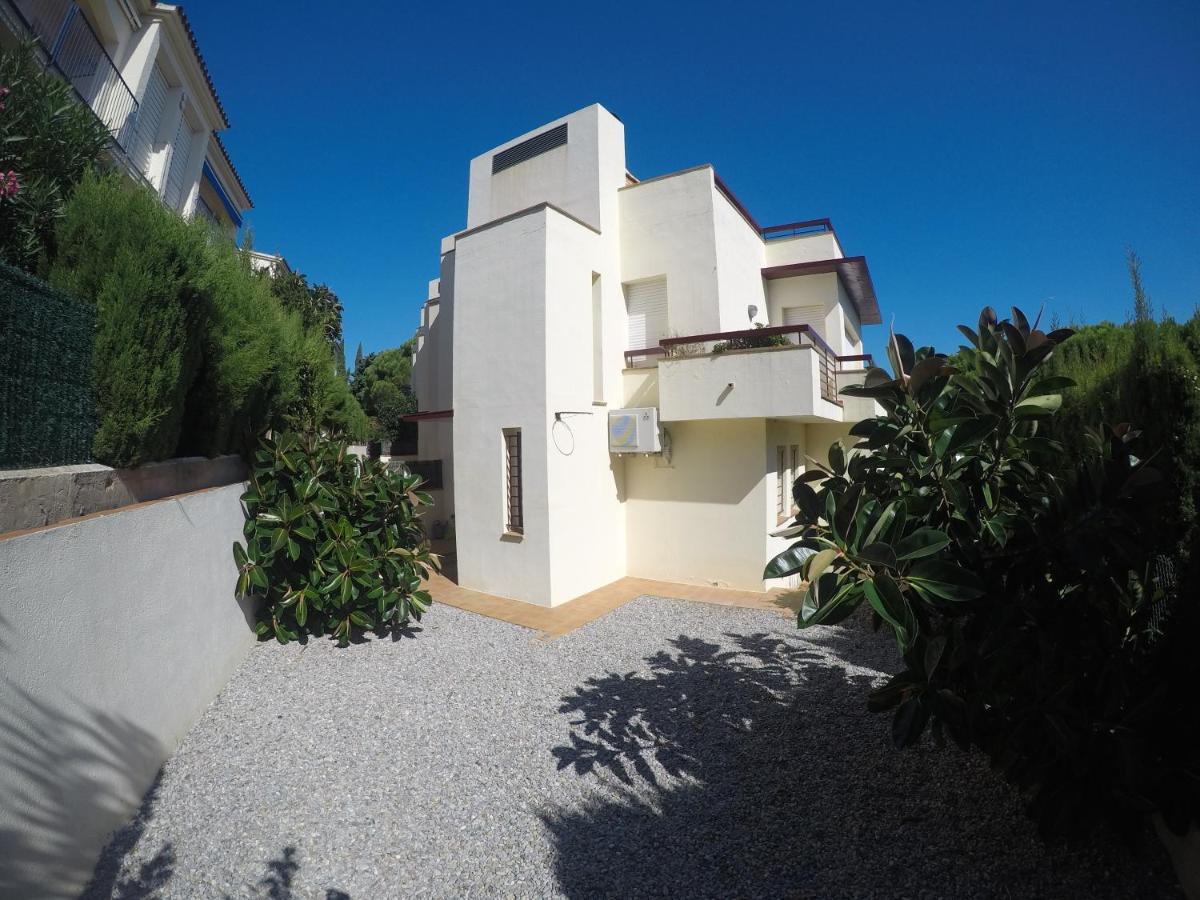 Preciosa Casa Con Piscina De Agua Salada Y Aire Acondicionado Dom wakacyjny Llança